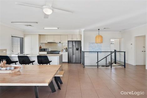 Property photo of 28 Endeavour Circle Wannanup WA 6210