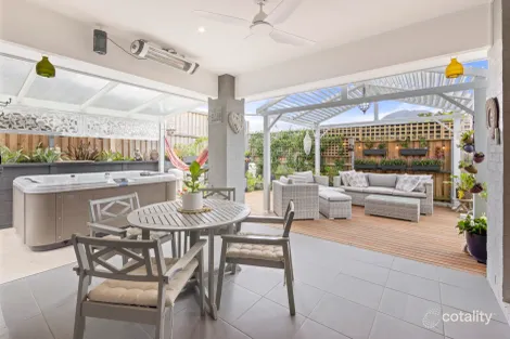 28 Lancaster Dr, Badagarang, NSW 2540