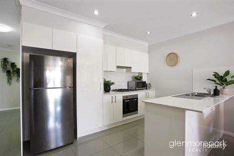 Property photo of 18/1 Glenmore Ridge Drive Glenmore Park NSW 2745