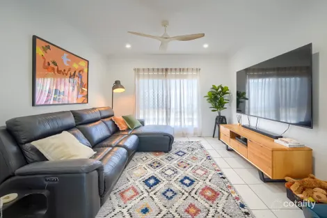 Property photo of 7 Seacrest Drive Wondunna QLD 4655