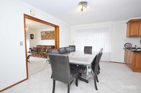 Property photo of 7 Hendricks Crescent Jacana VIC 3047