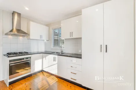 Property photo of 17 Facey Crescent Lurnea NSW 2170