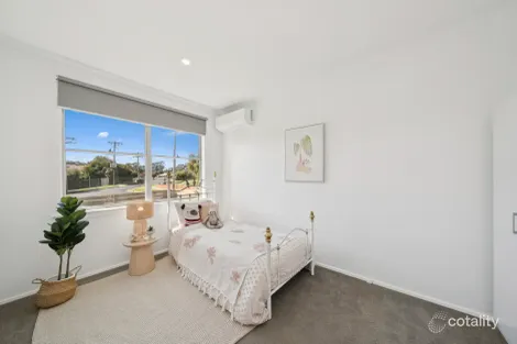 Property photo of 19 McCormack Crescent Seymour VIC 3660