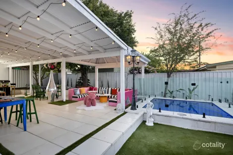 Property photo of 586 Morphett Road Dover Gardens SA 5048