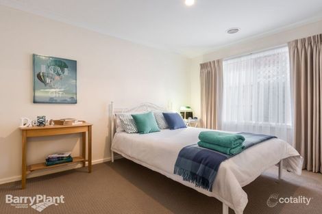 Property photo of 34 Norvel Road Ferntree Gully VIC 3156