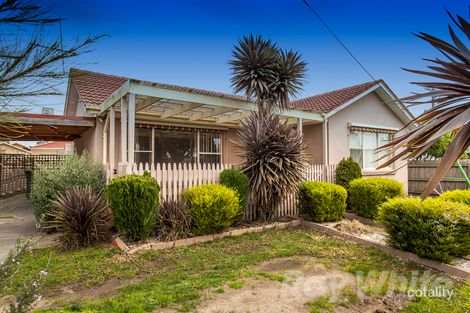 Property photo of 24 Cootamundra Street Doveton VIC 3177