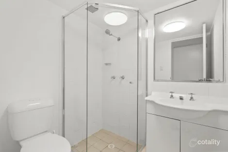 Property photo of 7/129-131 Currumburra Road Ashmore QLD 4214