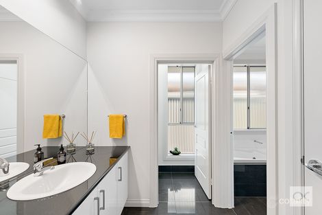 Property photo of 13 Ross Street Everard Park SA 5035