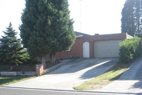 26 Peebles St, Endeavour Hills, VIC 3802