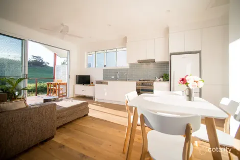 Property photo of 44 Parrot Tree Place Bangalow NSW 2479