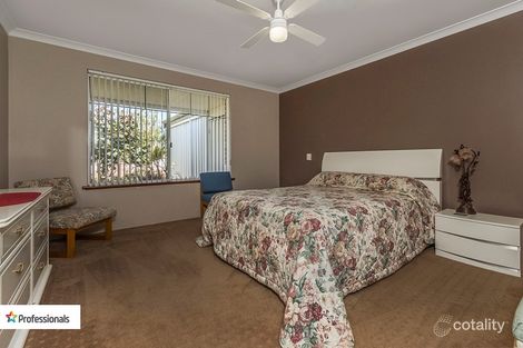 Property photo of 5 Halfmoon Place Waikiki WA 6169