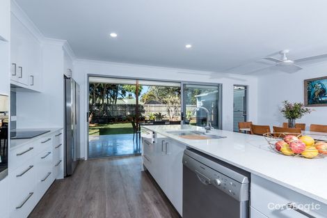 Property photo of 35 Centenary Heights Road Coolum Beach QLD 4573