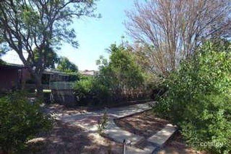 33 Weston Dr, Swan View, WA 6056