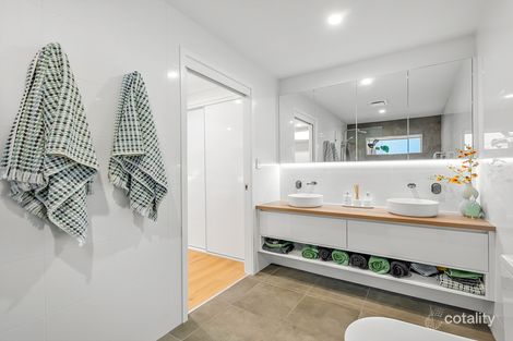 Property photo of 41 Mabb Street Kenmore QLD 4069