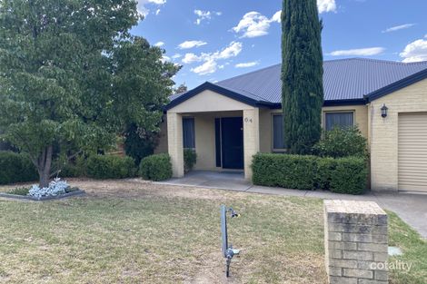 64 Barton St, West Wodonga, VIC 3690