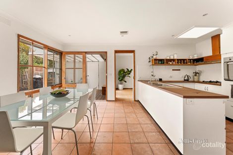 Property photo of 2 Ozone Avenue Beaumaris VIC 3193