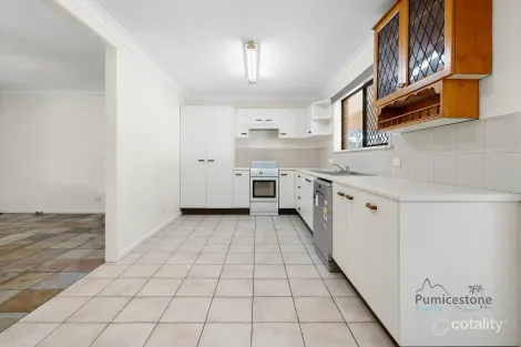 Property photo of 10 Elimbah Avenue Toorbul QLD 4510