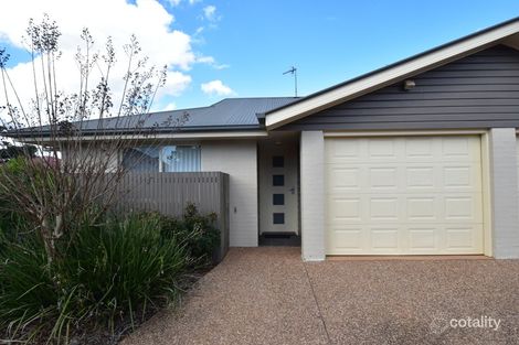 4/11 Albert St, Newtown, QLD 4350