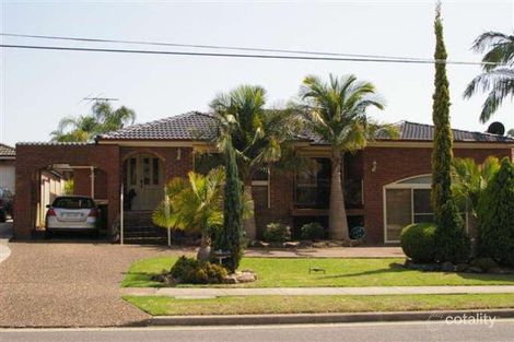 25 Quarry Rd, Bossley Park, NSW 2176