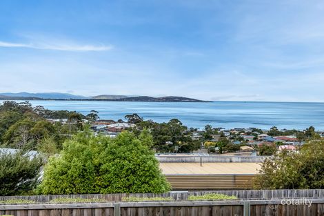 Property photo of 7/30 Pearl Place Blackmans Bay TAS 7052