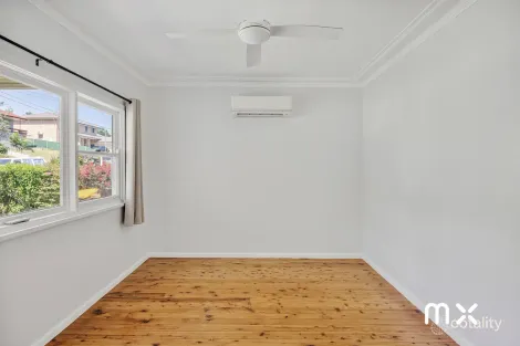 Property photo of 57 Bruce Street Unanderra NSW 2526