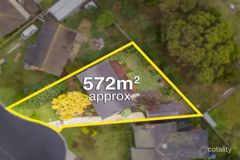 Property photo of 4 Thompson Court Werribee VIC 3030