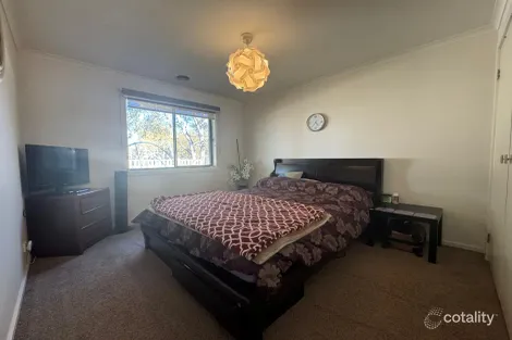 Property photo of 1 Blakeville Drive Caroline Springs VIC 3023