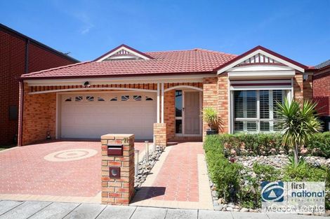 Property photo of 11 Pine Valley Rise Craigieburn VIC 3064