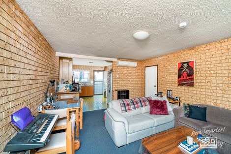 Property photo of 2/7B Henschke Avenue Tolland NSW 2650