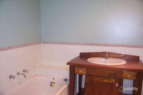 Property photo of 2 The Centreway Red Cliffs VIC 3496