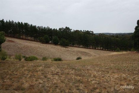 Property photo of 3 Jacaranda Place Kangaroo Gully WA 6255