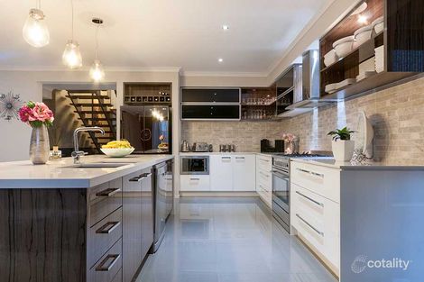 Property photo of 4 Napoli Circuit Greenvale VIC 3059