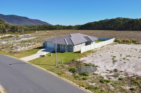 Property photo of 163 Scarborough Way Dunbogan NSW 2443