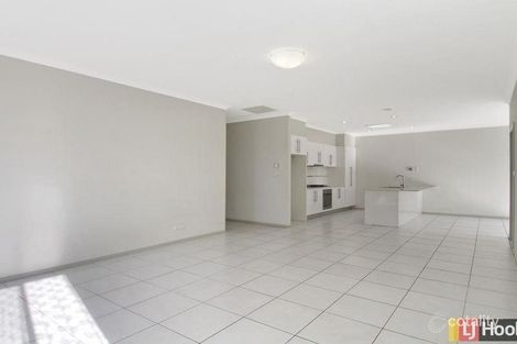 Property photo of 10/7-11 Broughton Place Queanbeyan NSW 2620