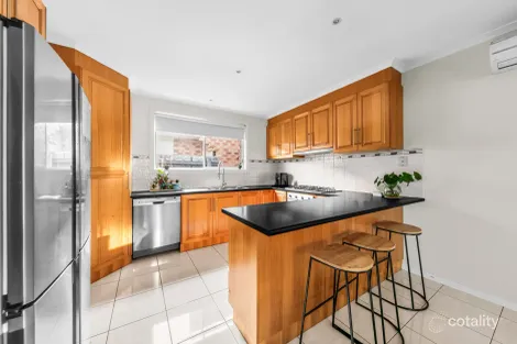 Property photo of 31 Jared Road Altona Meadows VIC 3028