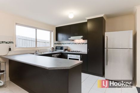 Property photo of 8/51 Leigh Drive Pakenham VIC 3810