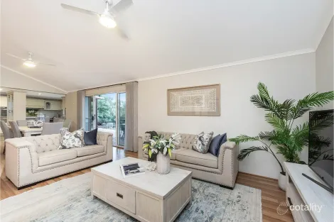 Property photo of 12 Owsten Court Treeby WA 6164