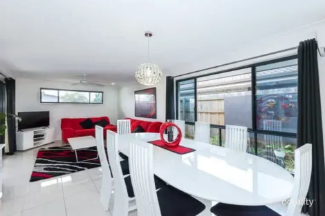Property photo of 52 Fleet Circuit Bray Park QLD 4500