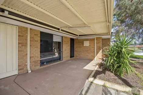 Property photo of 4 Rhine Crescent Beechboro WA 6063
