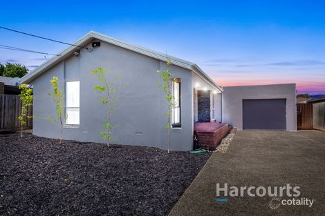 Property photo of 34 Beverley Street Kings Park VIC 3021