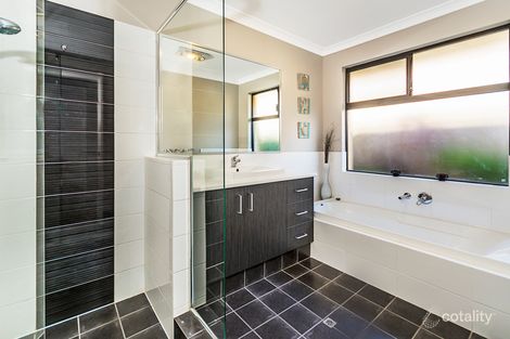 Property photo of 26 Elkington Pass Huntingdale WA 6110