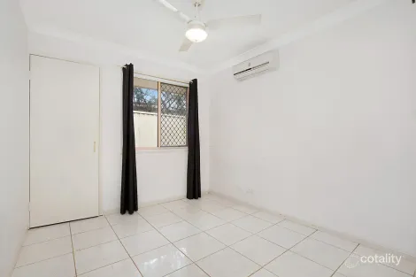 Property photo of 4 Wilkinson Drive Crestmead QLD 4132