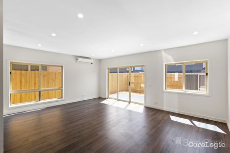 Property photo of 13 Hill View Crescent Ferntree Gully VIC 3156