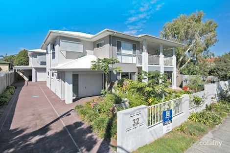 Property photo of 2/32 Drayton Terrace Wynnum QLD 4178