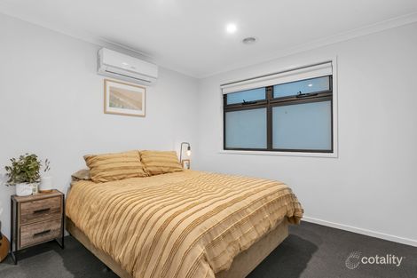 Property photo of 15 Alcott Way Officer VIC 3809