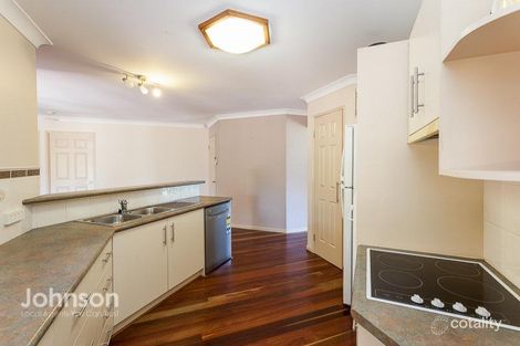 Property photo of 9 Oriole Close Flinders View QLD 4305
