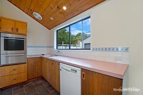 Property photo of 103 Botanic Road Warrnambool VIC 3280