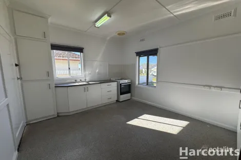 Property photo of 32 Gardenia Street Horsham VIC 3400
