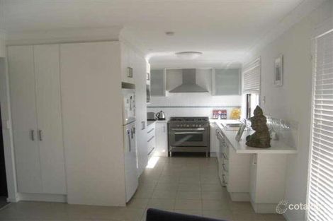 Property photo of 51 Hollings Drive Kiama Downs NSW 2533