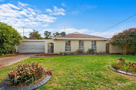 42 Northern Ave, Newborough, VIC 3825